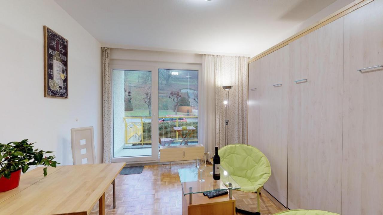 格蒙登Vintage Garconiere Mit Balkon - 25 M2公寓 外观 照片